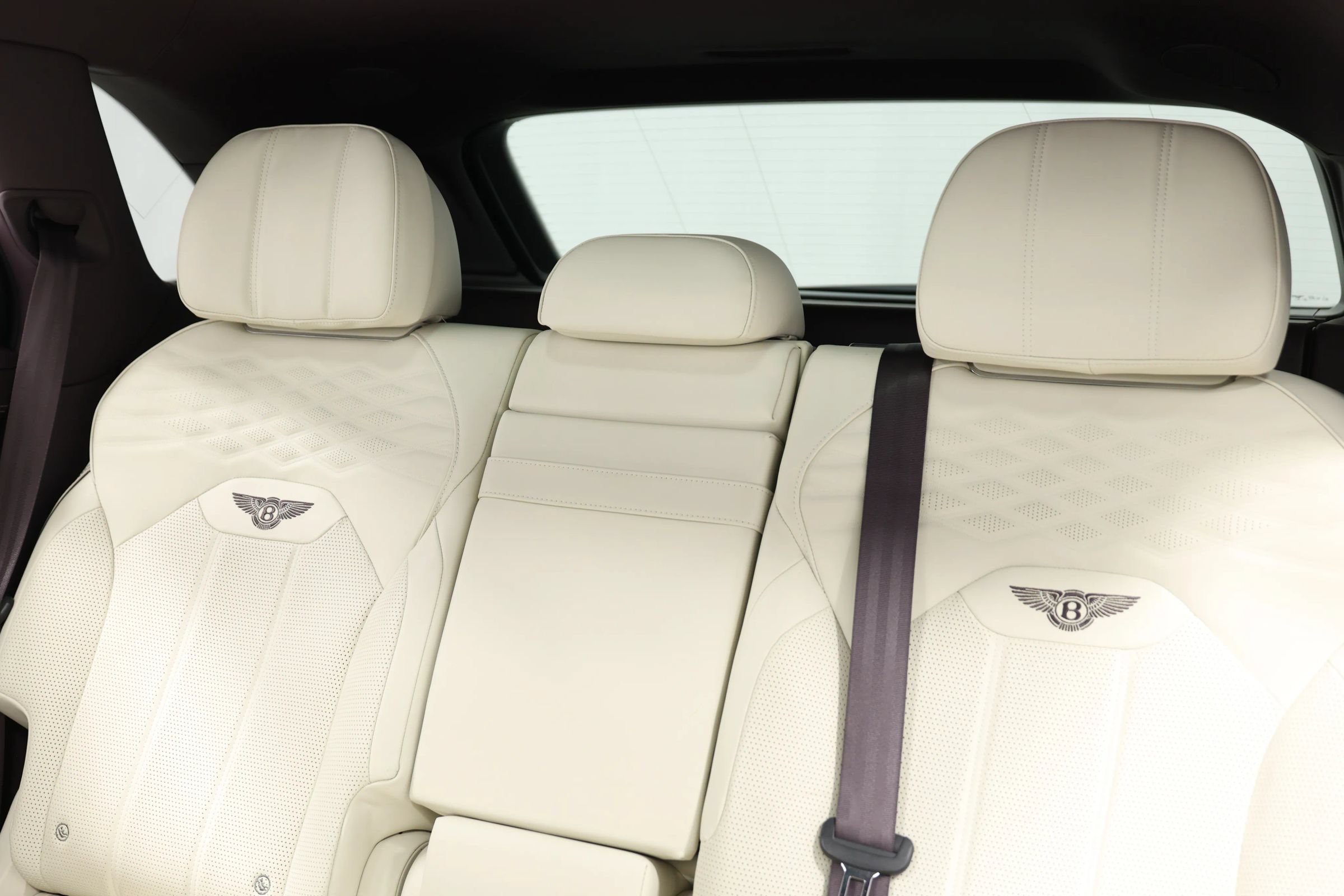 Used 2023 Bentley Bentayga Extended Wheelbase AWD/4WD image 69