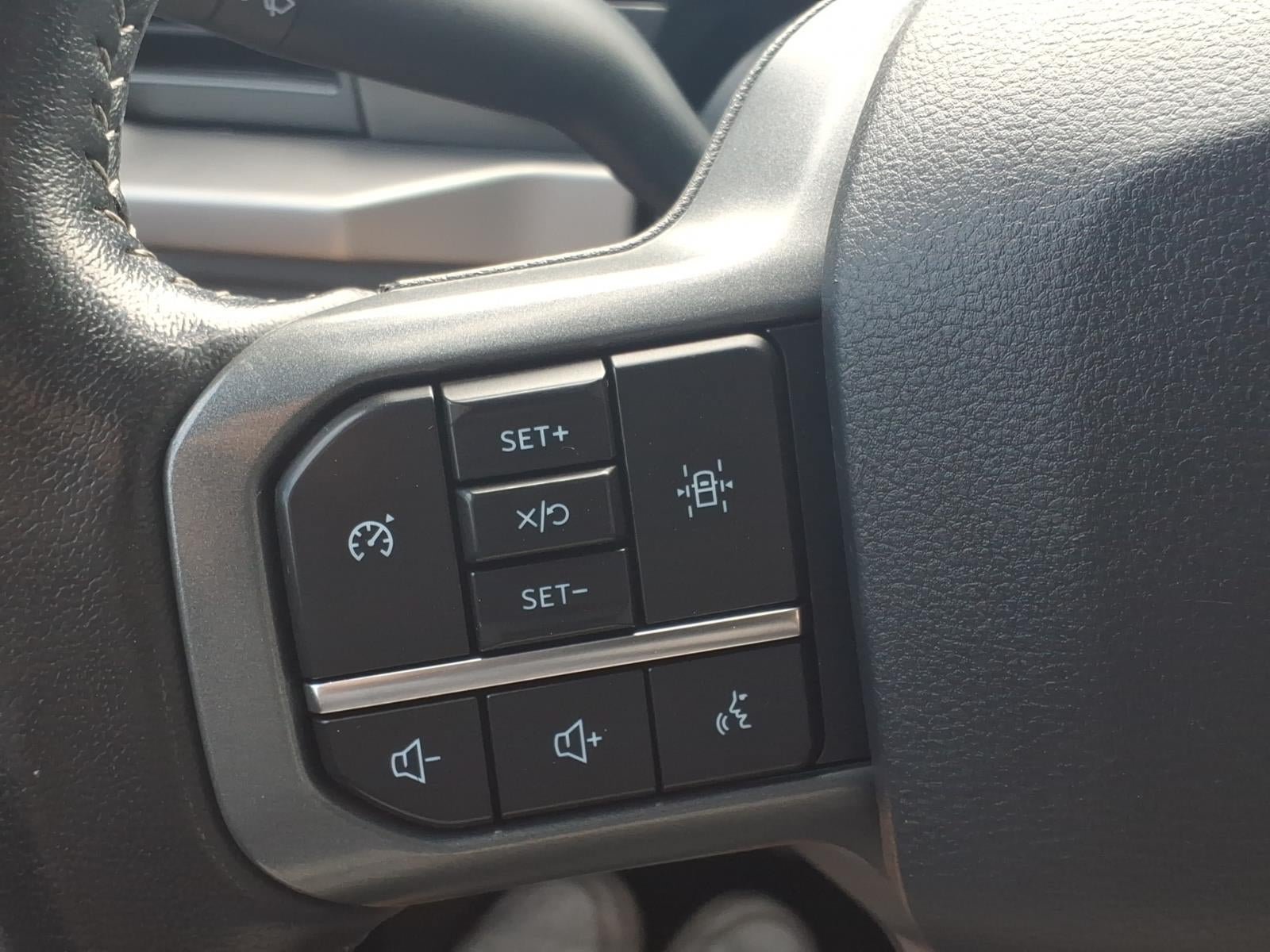 Certified 2022 Ford F150 Lightning XLT AWD/4WD image 24