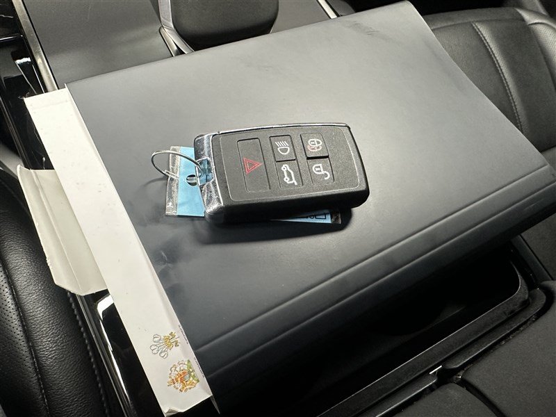 Used 2024 Land Rover Range Rover Evoque Dynamic SE AWD/4WD image 22