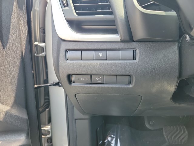Used 2023 Nissan Rogue SV FWD image 21