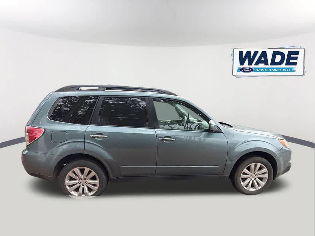 Used 2012 Subaru Forester 2.5X Premium w/ All-Weather Pkg AWD/4WD image 4