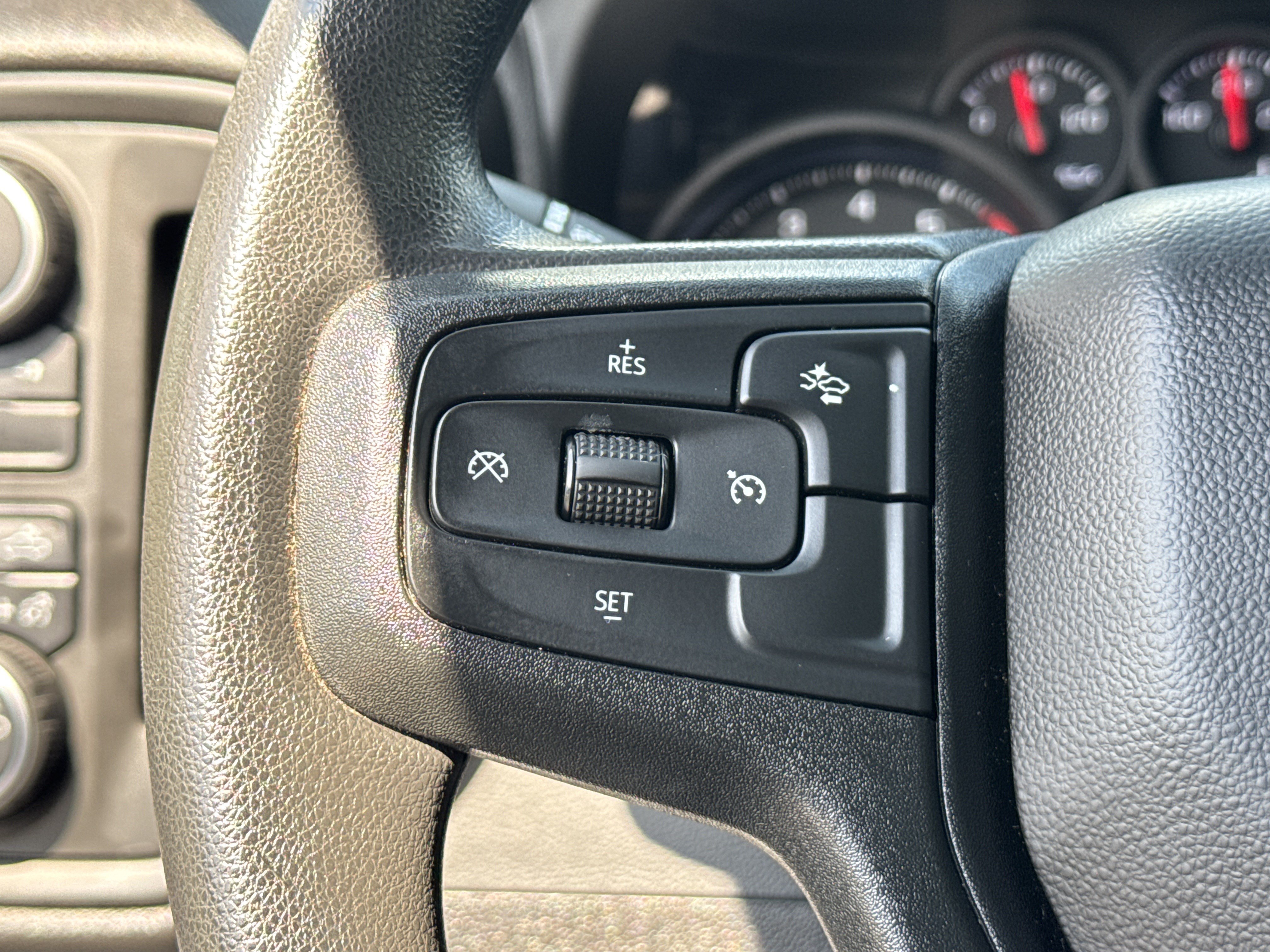 Used 2025 Chevrolet Silverado 2500 Custom w/ Custom Value Package AWD/4WD image 25