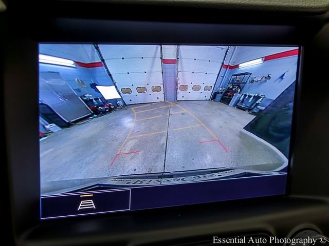 Used 2023 GMC Terrain SLE w/ Driver Convenience Package AWD/4WD image 17