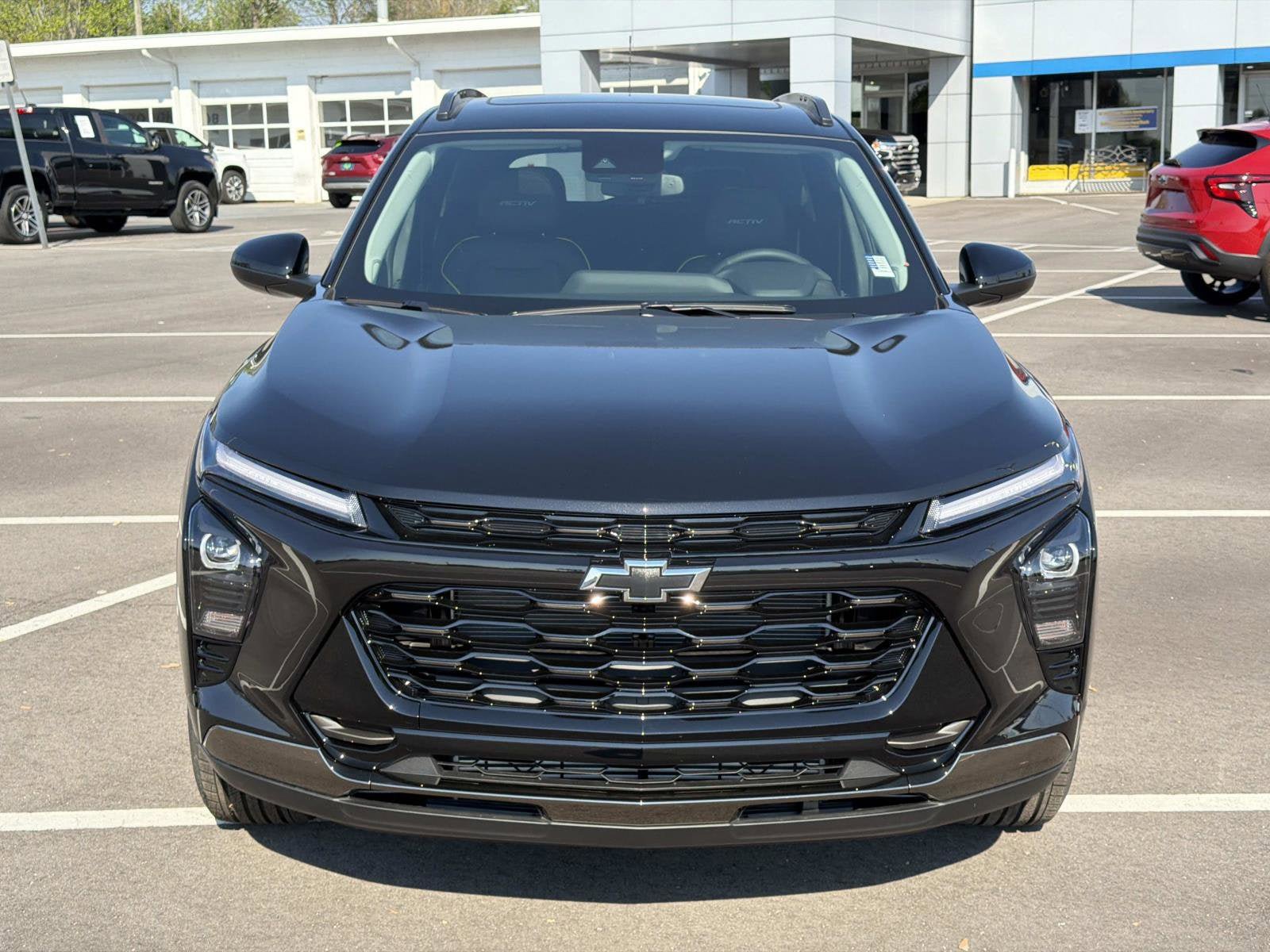 New 2026 Chevrolet Trax ACTIV w/ Sunroof Package FWD image 9