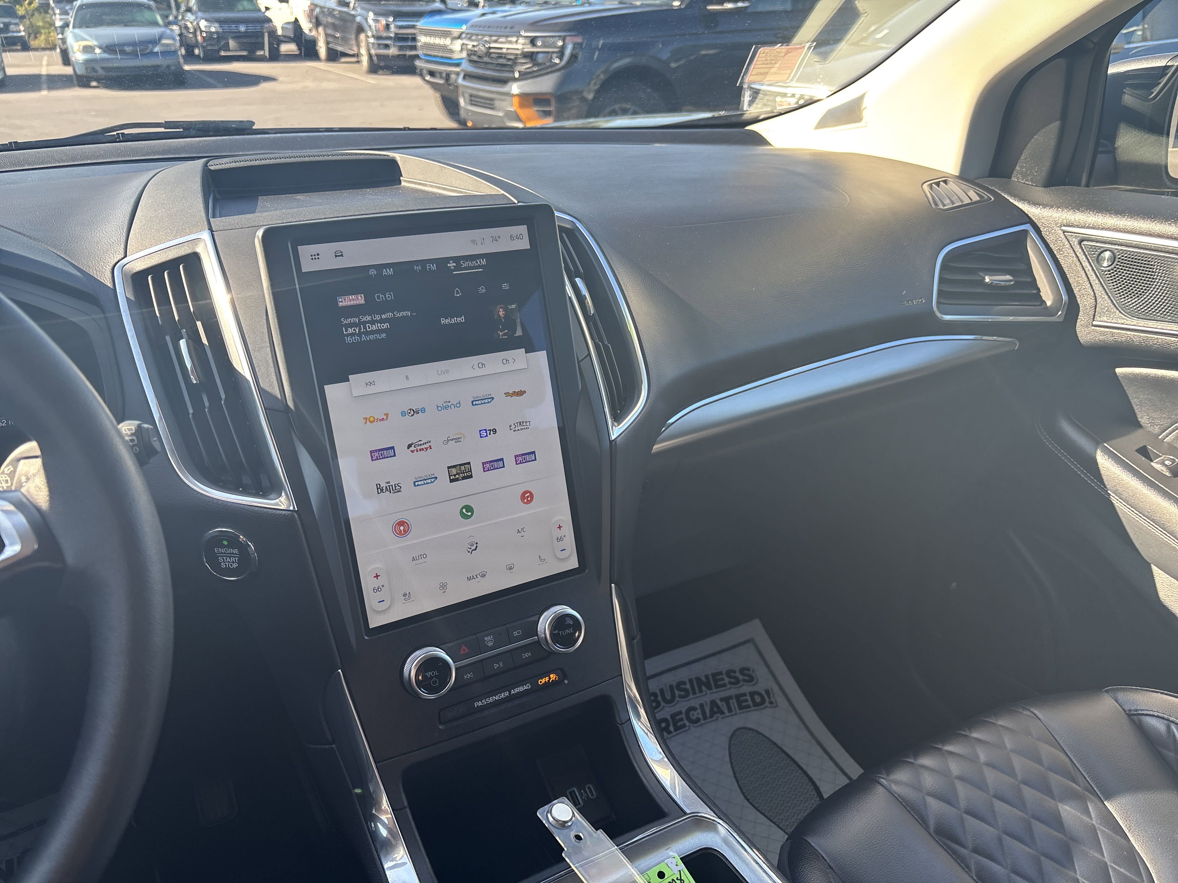 Used 2024 Ford Edge Titanium image 23