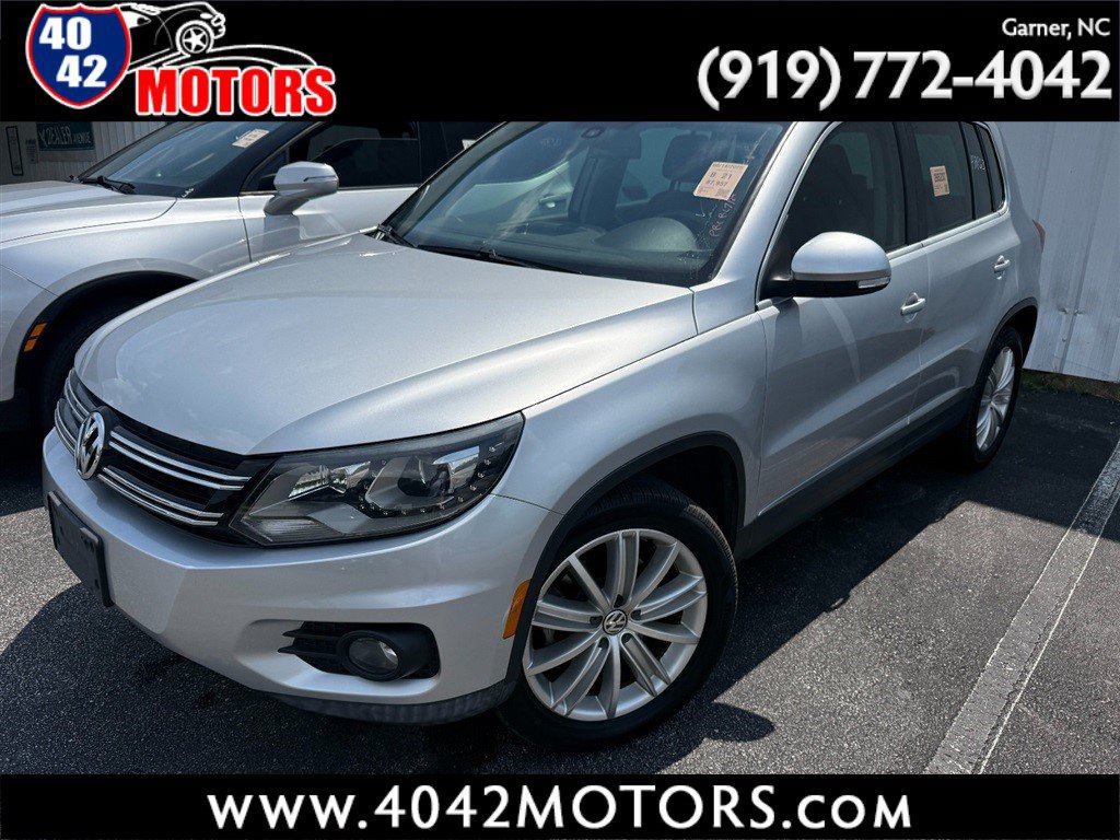 Used 2016 Volkswagen Tiguan SE FWD image 1