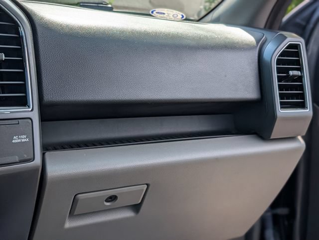 Used 2019 Ford F150 XLT w/ Equipment Group 302A Luxury AWD/4WD image 17