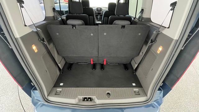 Used 2020 Ford Transit Connect XLT image 47