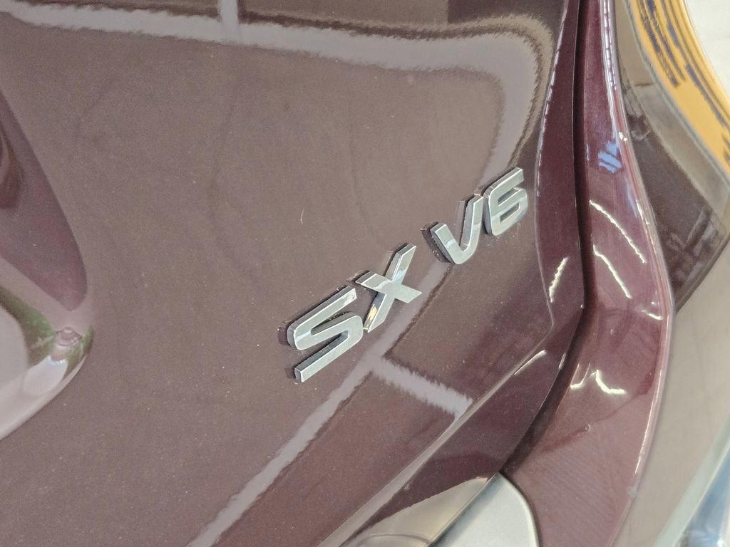 Used 2020 Kia Sorento SX image 11