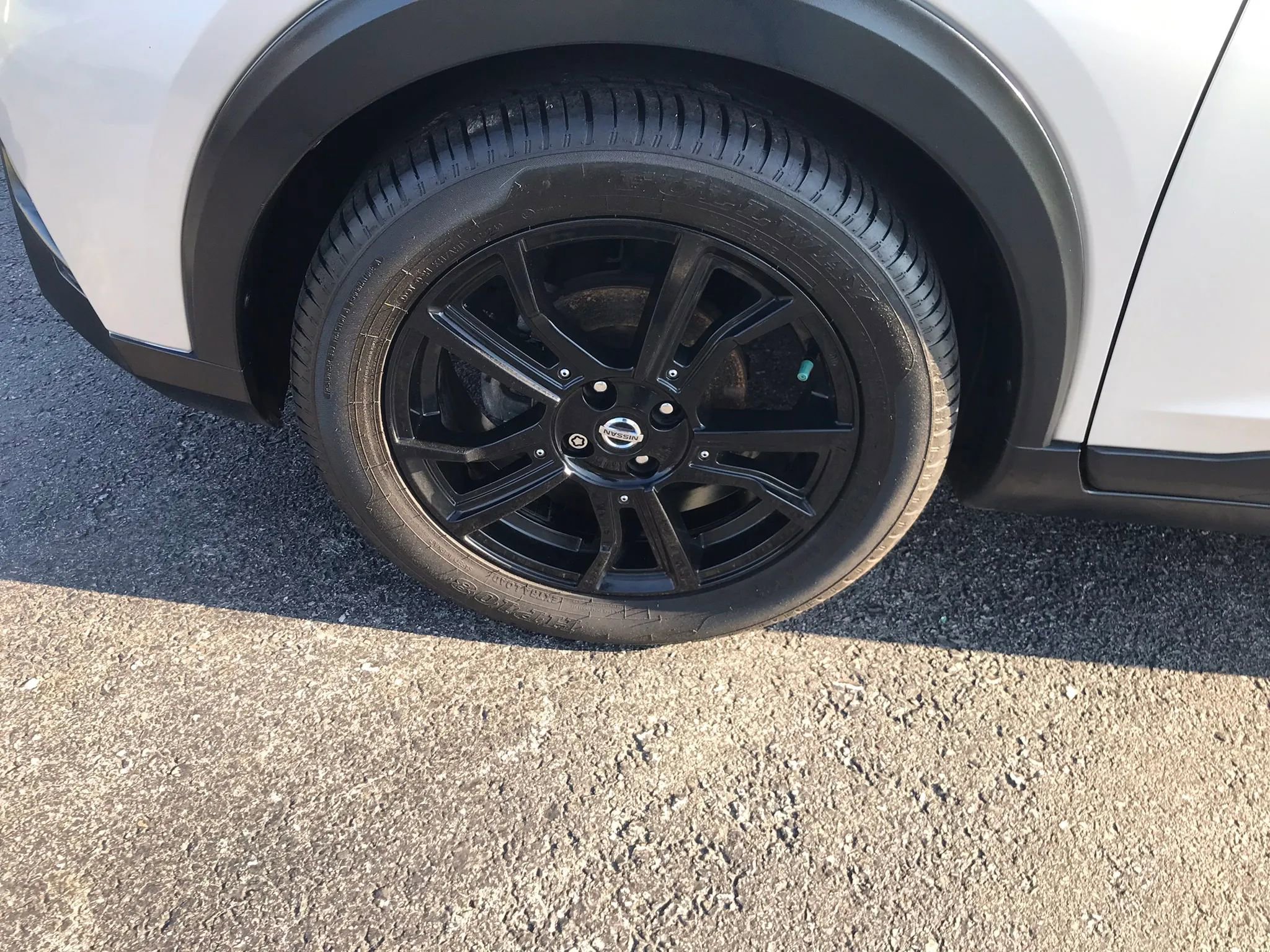 Used 2019 Nissan Kicks SV image 33