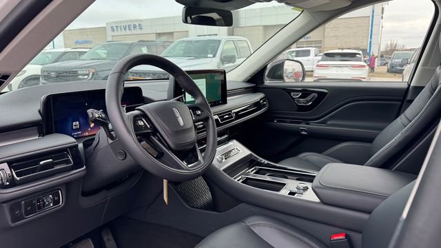 New 2026 Lincoln Aviator AWD w/ Jet Appearance Package image 21