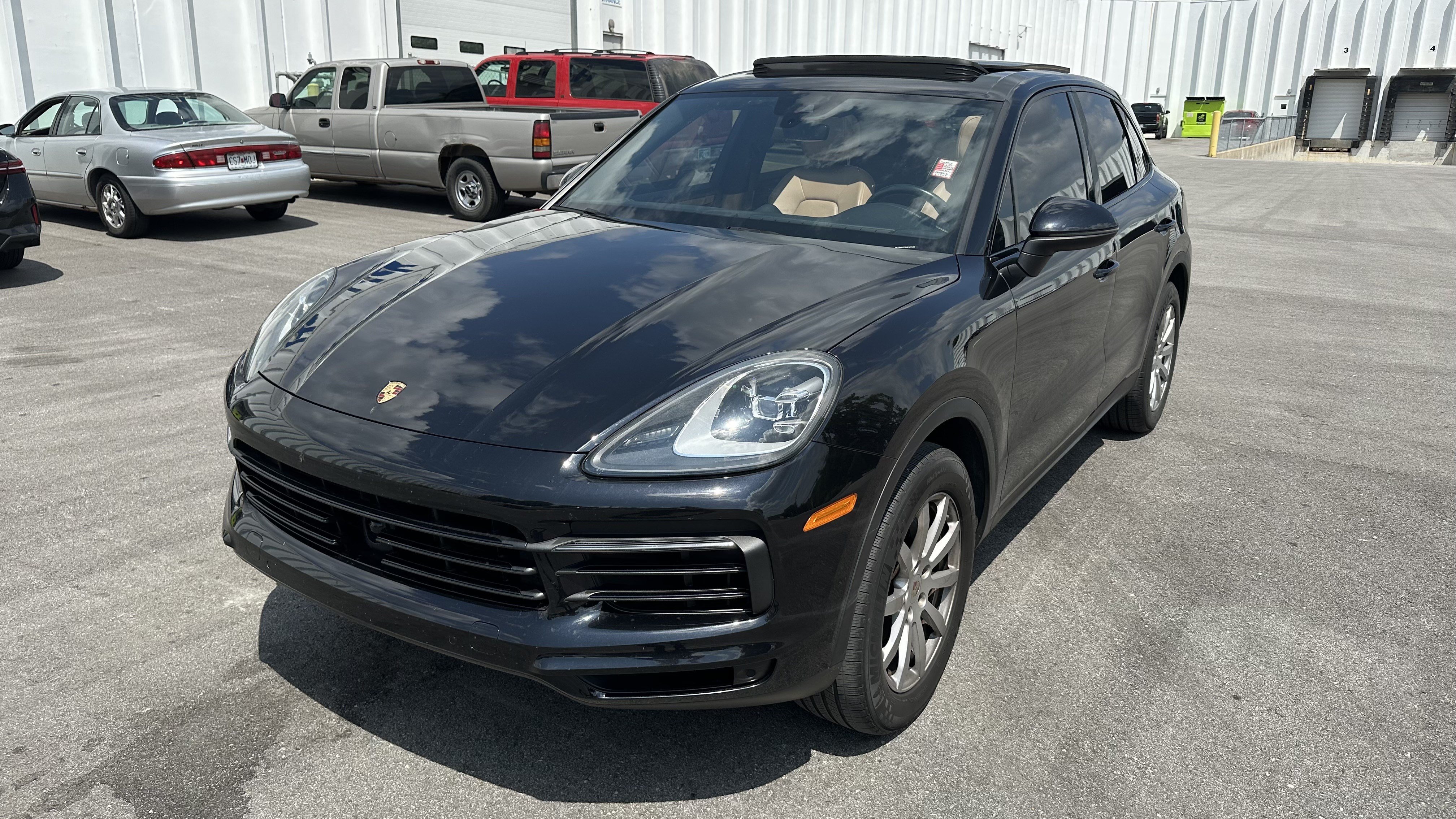 Used 2020 Porsche Cayenne AWD/4WD image 5