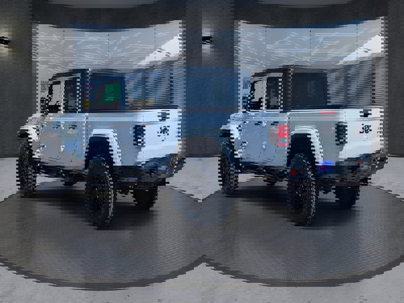 Used 2023 Jeep Gladiator Willys image 4