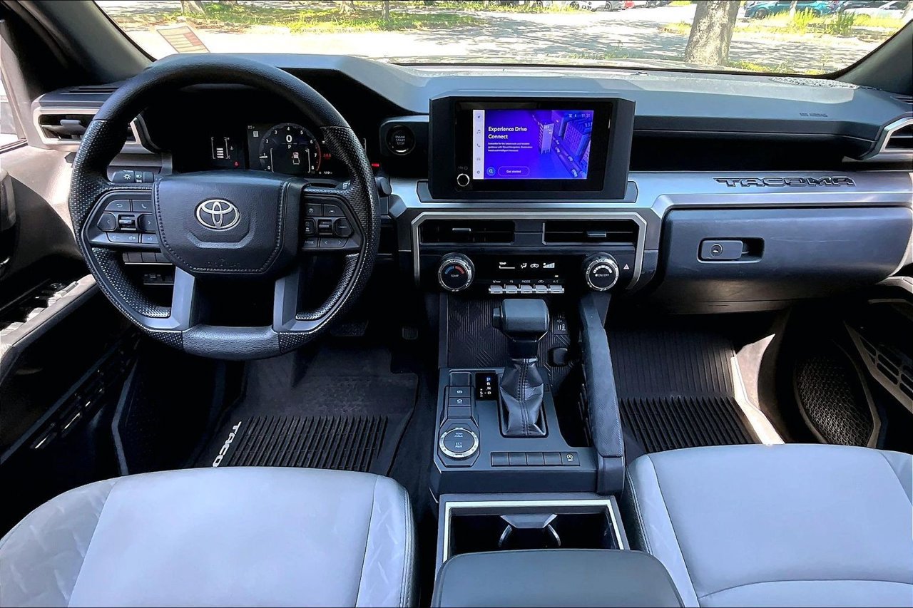 Used 2024 Toyota Tacoma SR5 RWD image 7