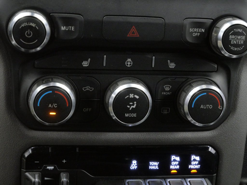 Used 2019 RAM 1500 Big Horn AWD/4WD image 27