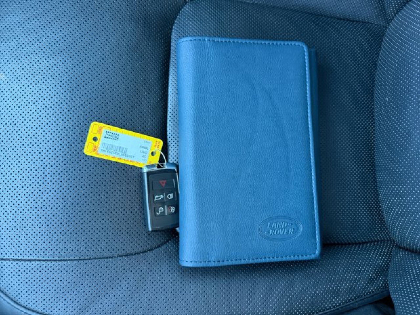 Used 2020 Land Rover Range Rover HSE image 22