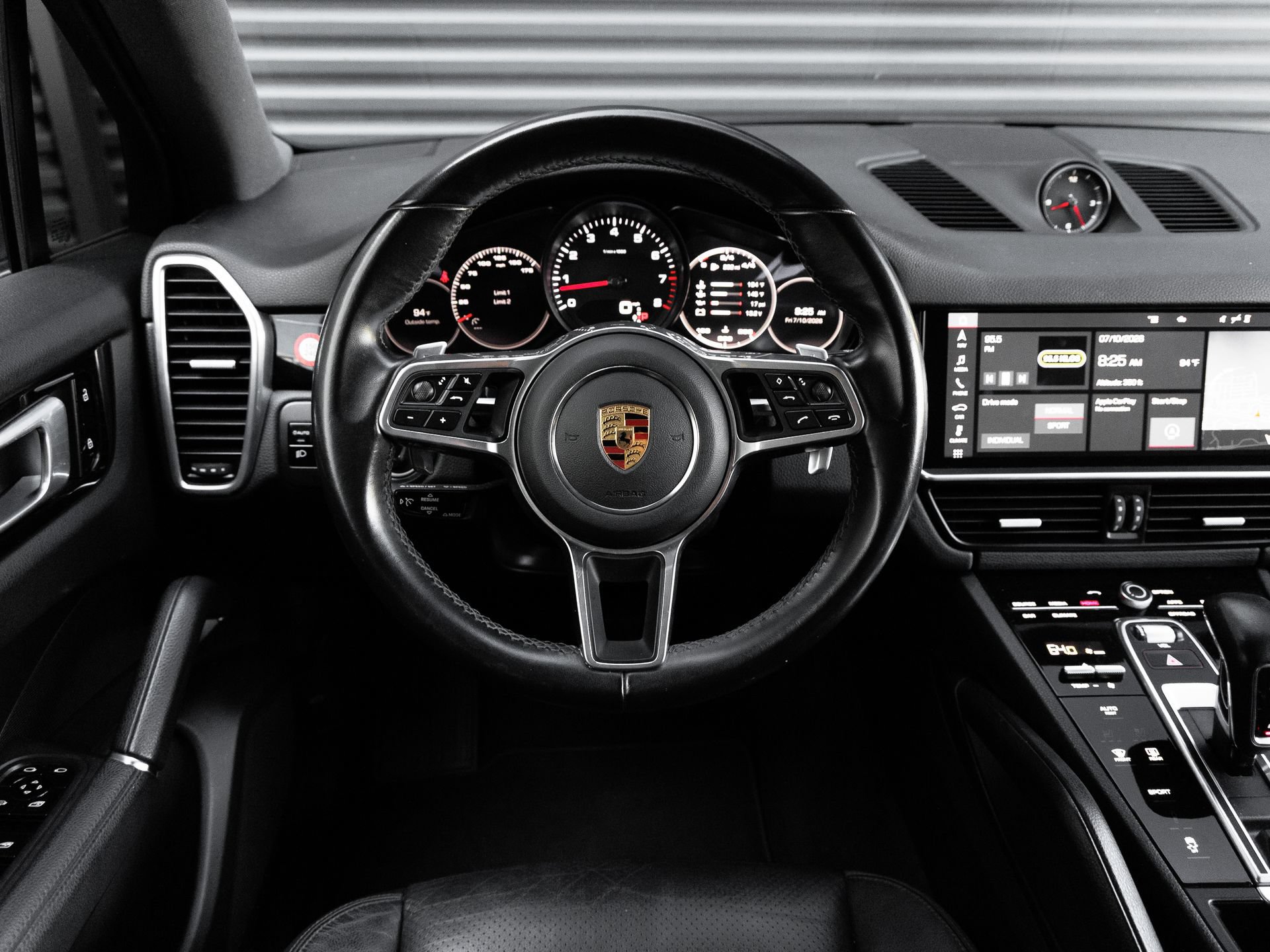 Certified 2020 Porsche Cayenne AWD/4WD image 16