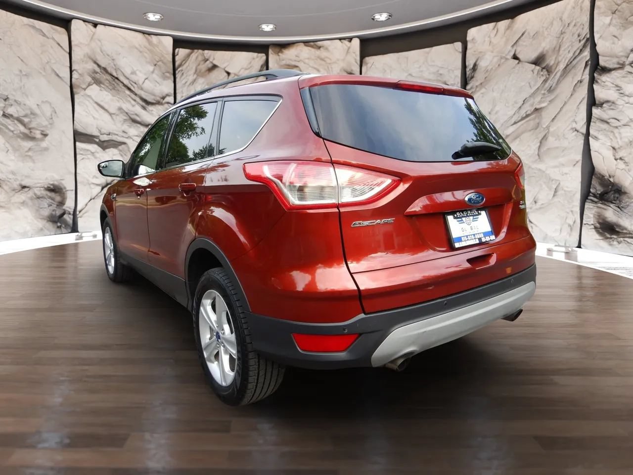 Used 2016 Ford Escape SE w/ Equipment Group 201A AWD/4WD image 8