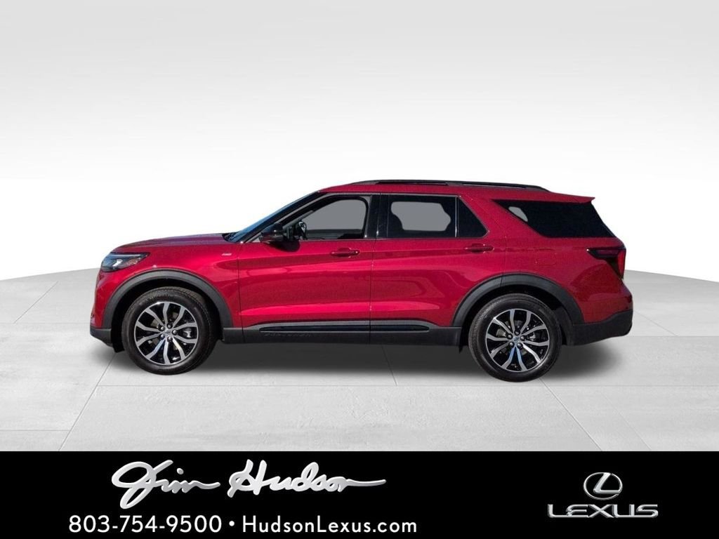 Used 2026 Ford Explorer ST-Line w/ Premium Package RWD image 1