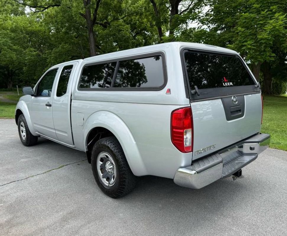Used 2011 Nissan Frontier S w/ S Preferred Pkg RWD image 9