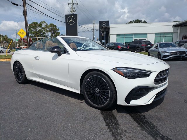 Used 2026 Mercedes-Benz CLE 300 4MATIC Cabriolet image 2