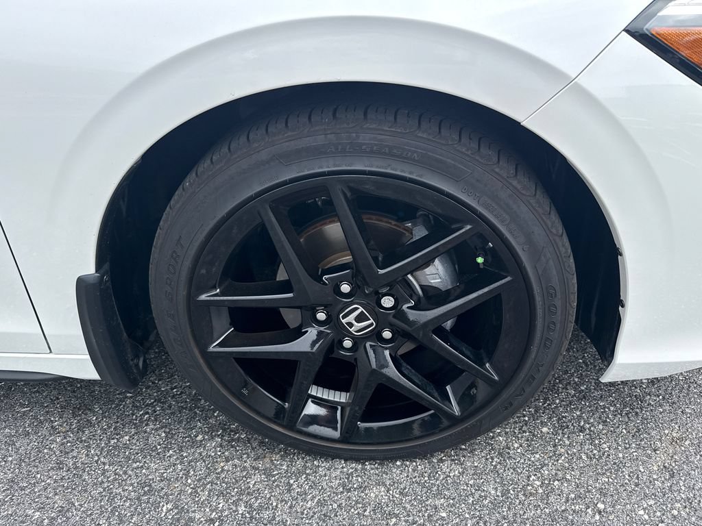 Used 2025 Honda Civic Sport image 12