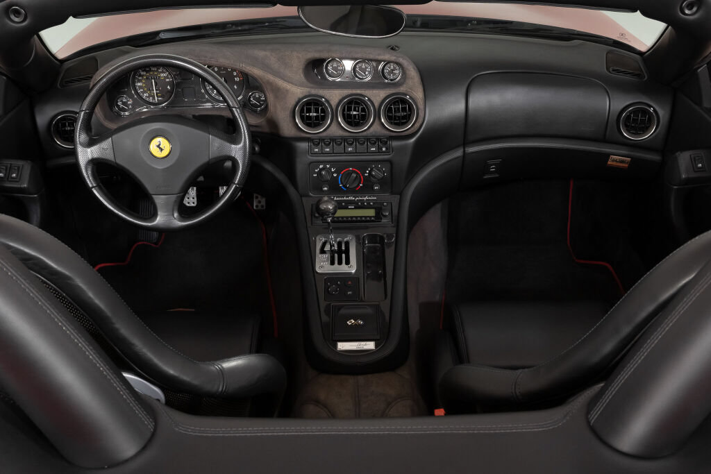 Used 2001 Ferrari 550 Maranello Barchetta RWD image 29