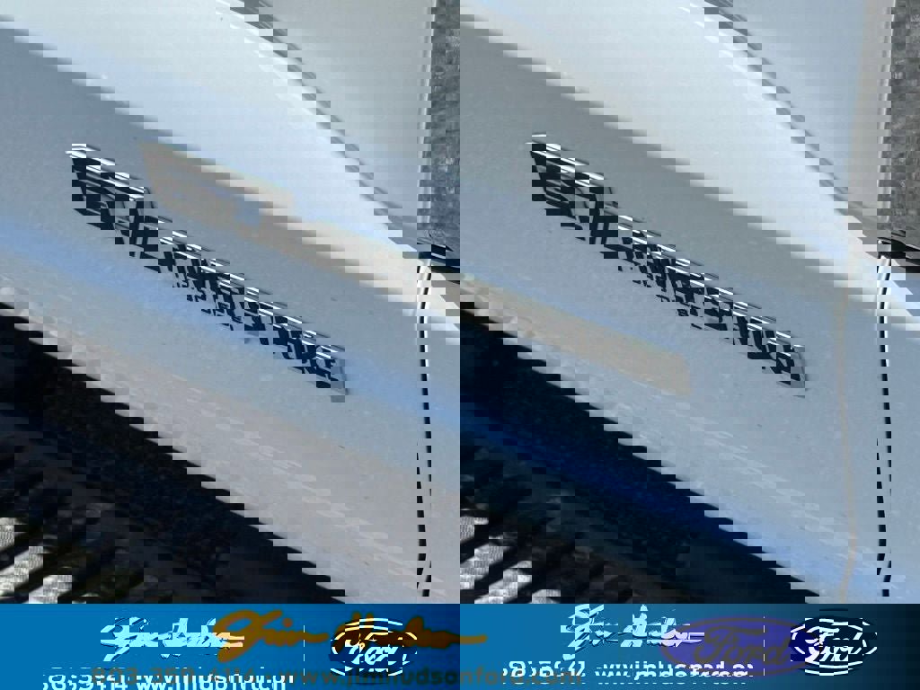 New 2026 Ford F250 XL w/ XL Chrome Package image 7