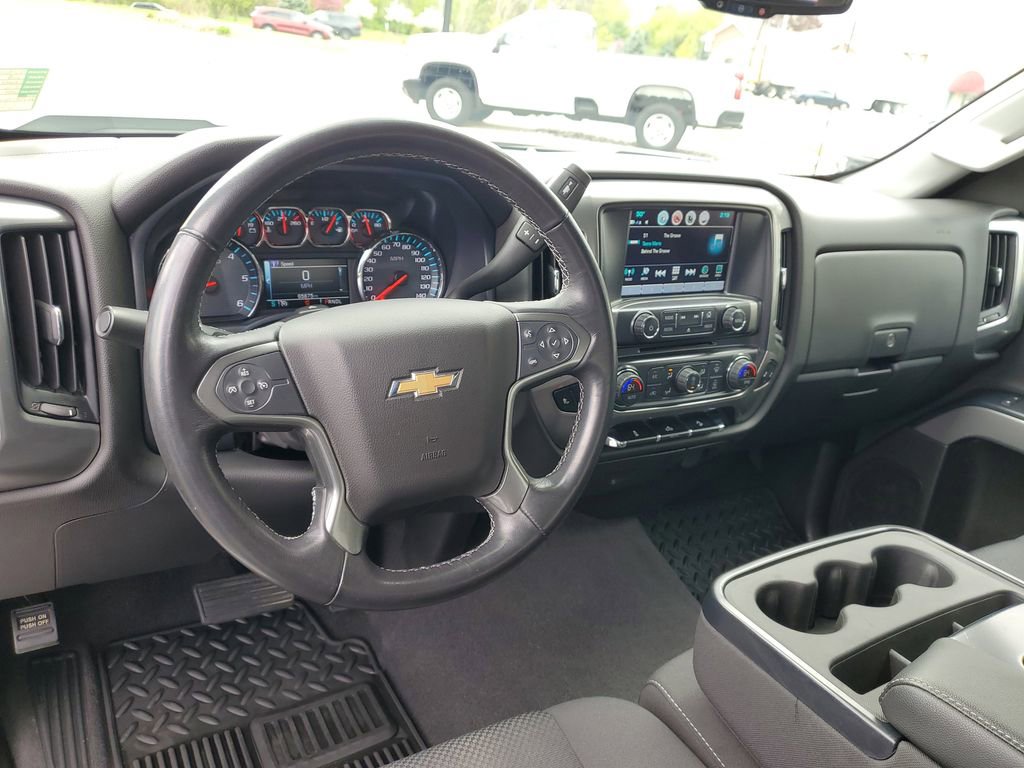 Used 2019 Chevrolet Silverado 1500 LT w/ All Star Edition AWD/4WD image 7