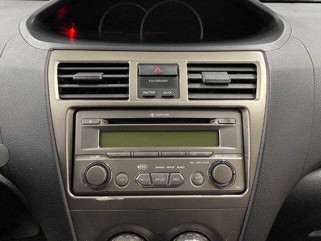 Used 2009 Toyota Yaris S FWD image 21