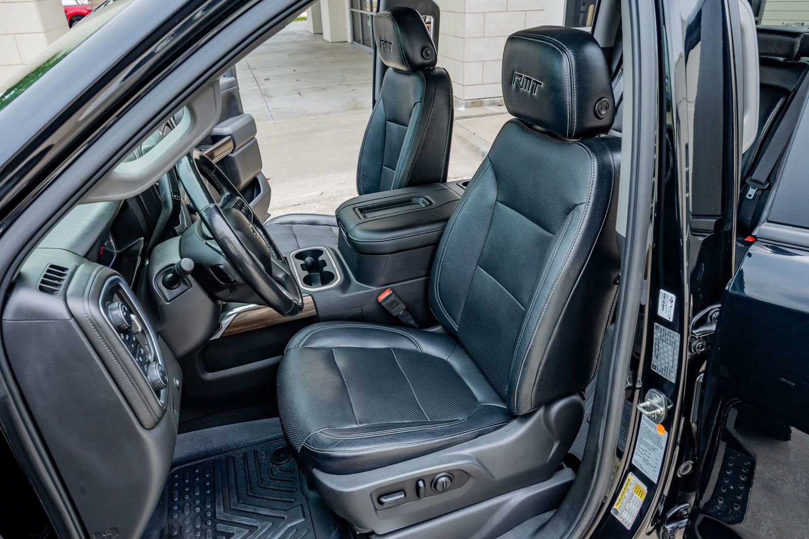 Used 2019 Chevrolet Silverado 1500 RST w/ All-Star Edition AWD/4WD image 29