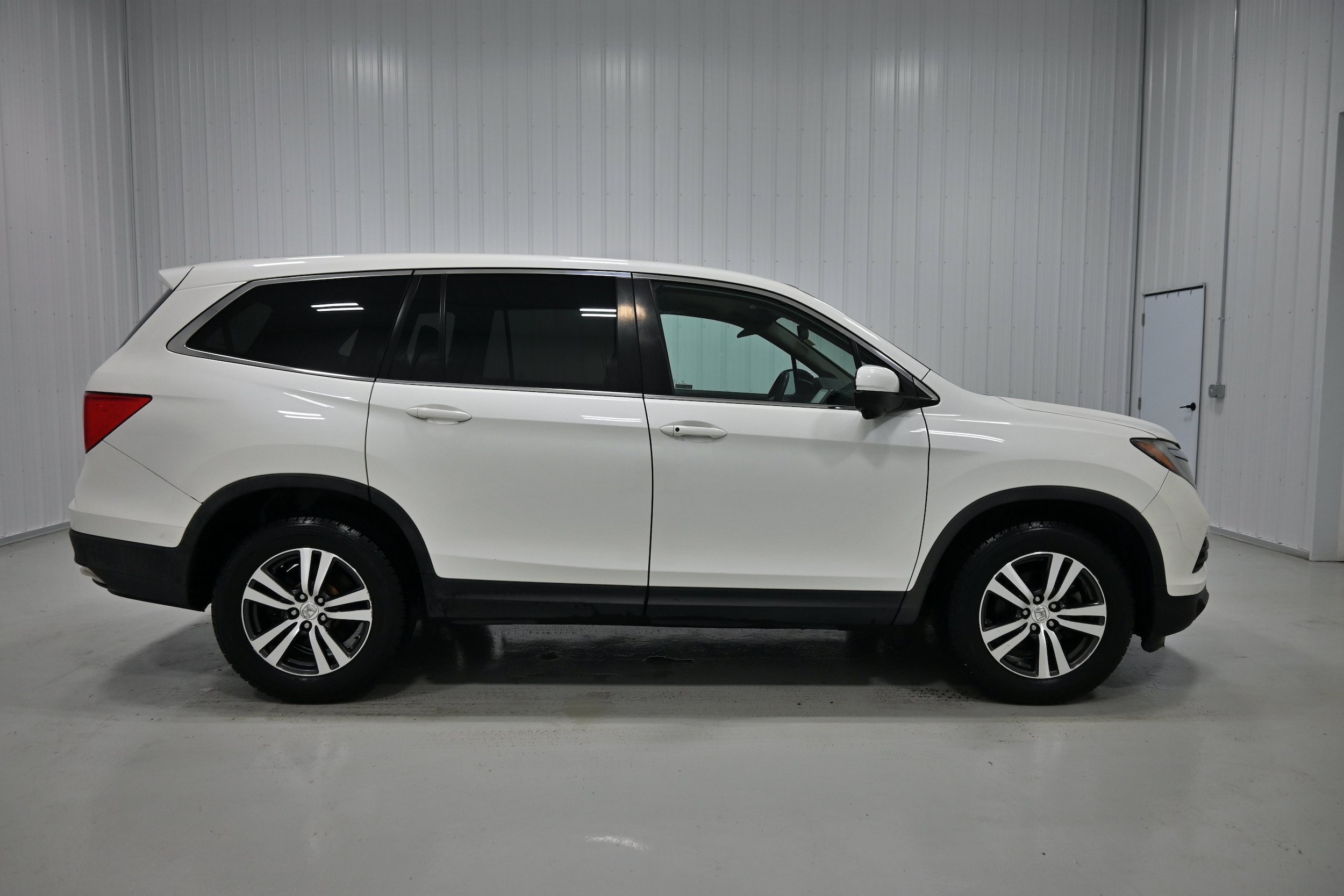 Used 2018 Honda Pilot EX image 34