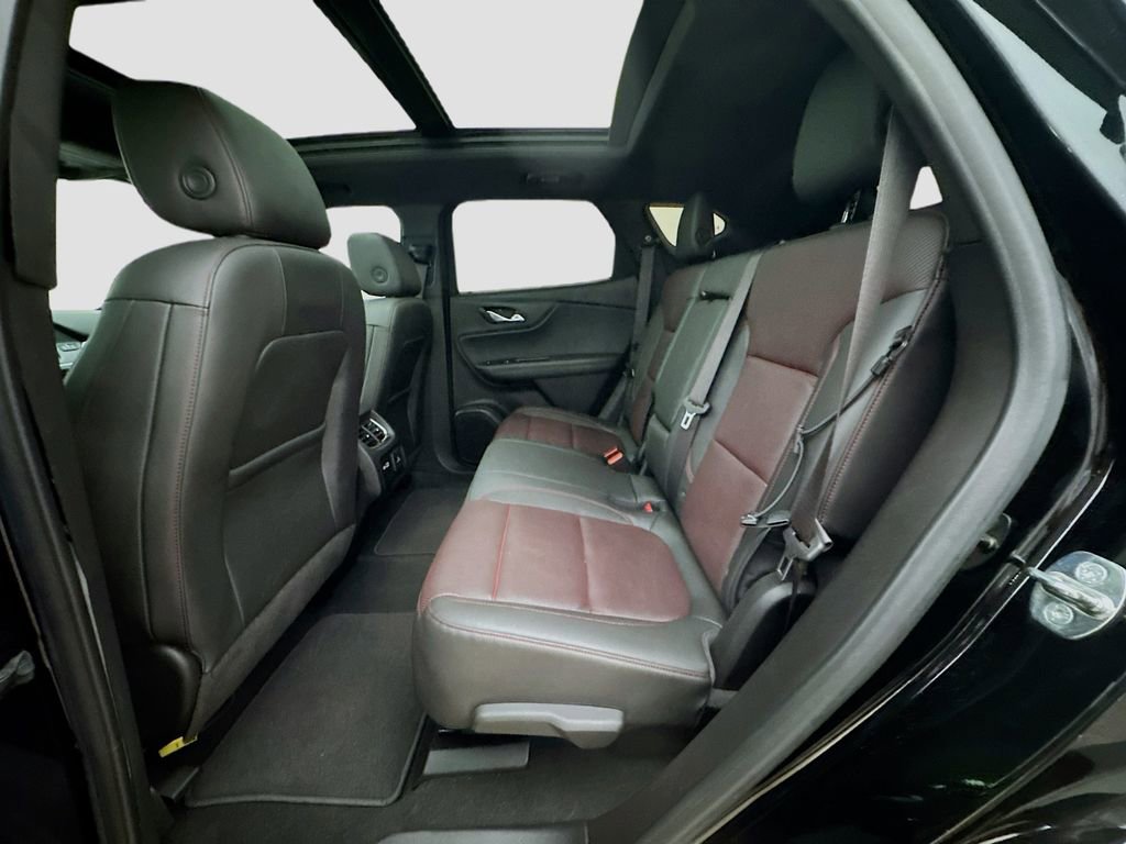 Used 2020 Chevrolet Blazer RS AWD/4WD image 32