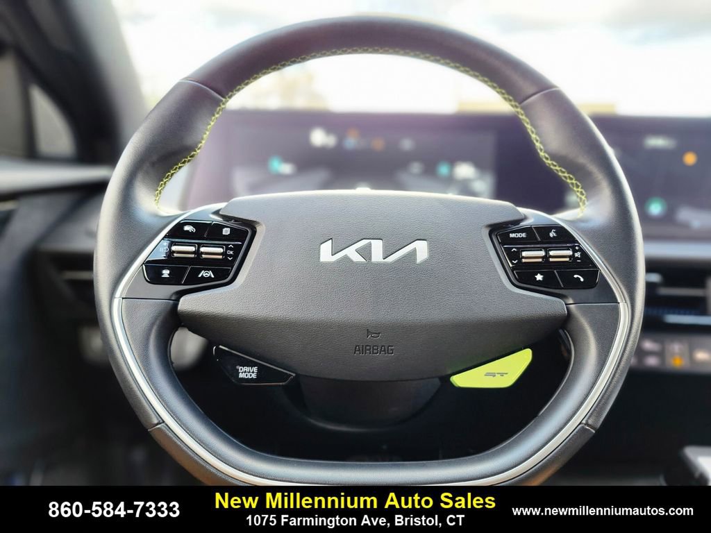 Used 2024 Kia EV6 GT image 27