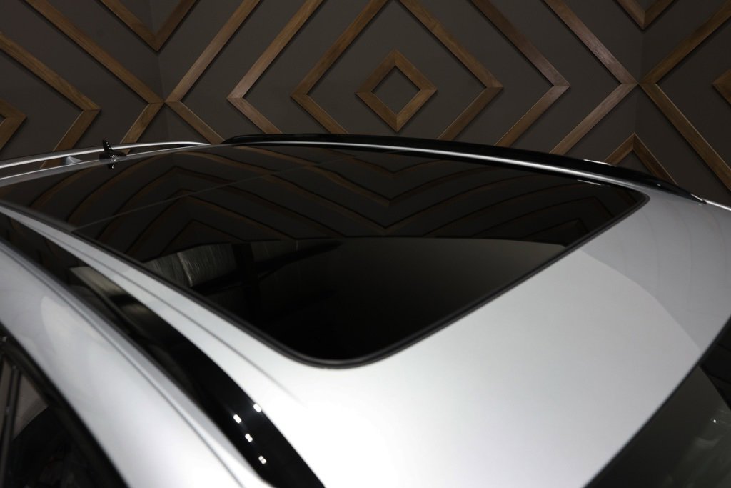 Used 2022 Bentley Bentayga image 15