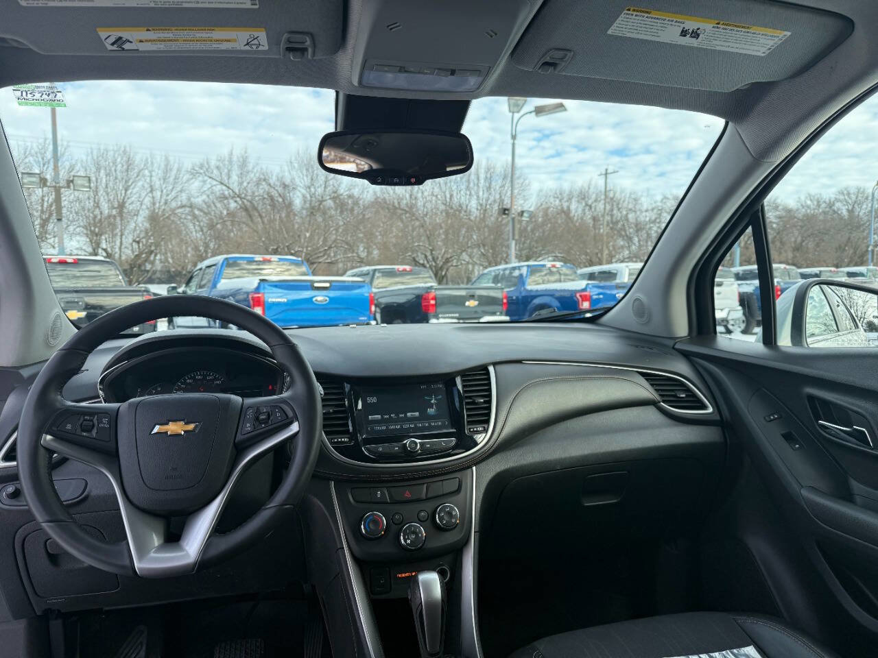 Used 2017 Chevrolet Trax LT w/ LT Convenience Package image 3