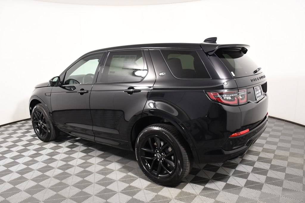 New 2026 Land Rover Discovery Sport Landmark AWD/4WD image 3