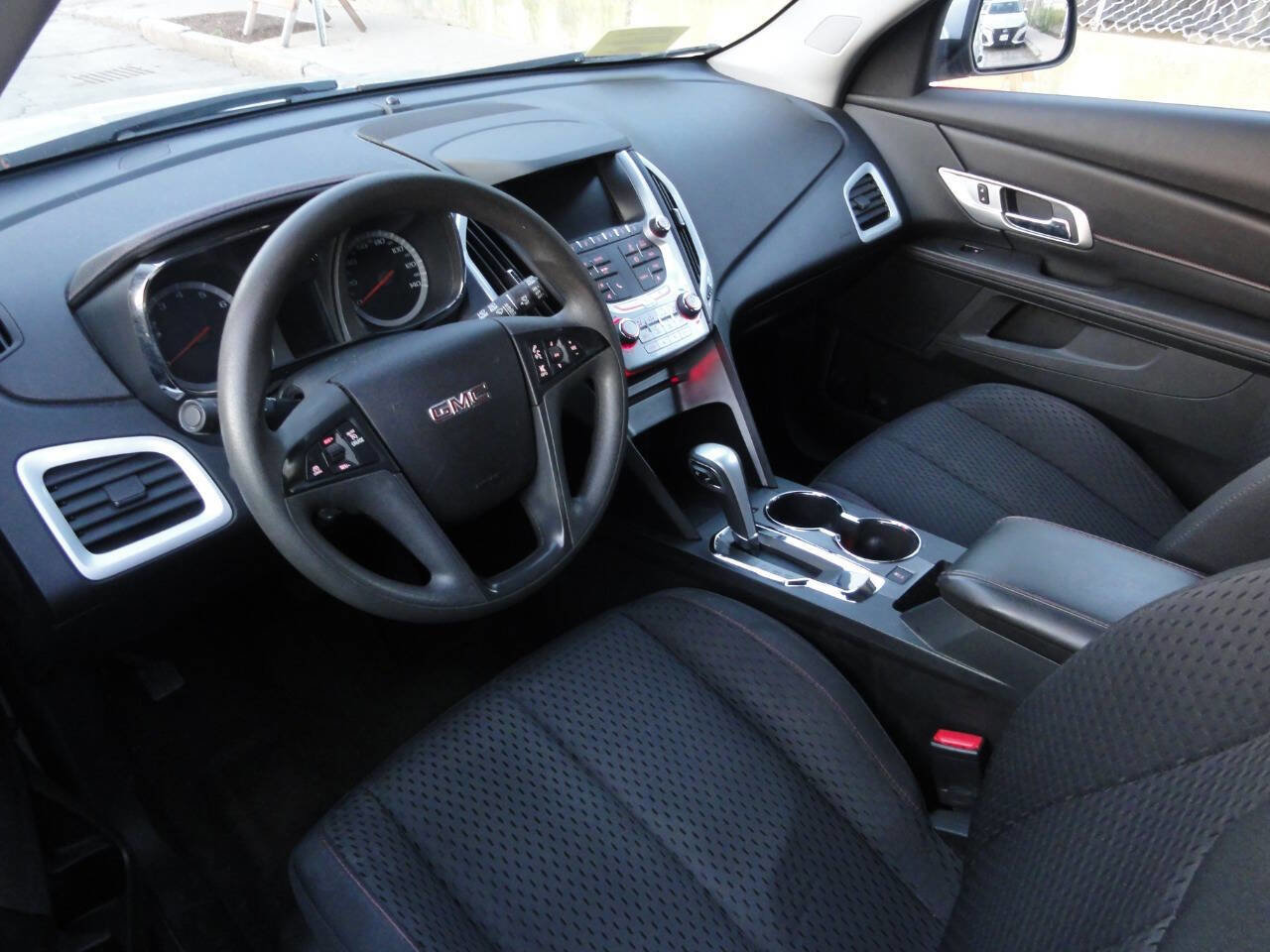 Used 2015 GMC Terrain SLE AWD/4WD image 7