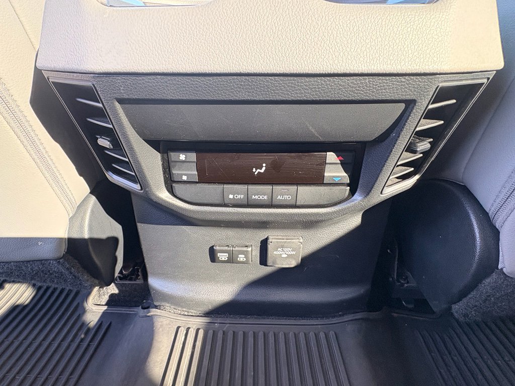 Used 2024 Toyota Sequoia Limited image 15