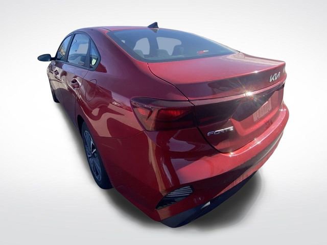 Used 2023 Kia Forte LXS image 8