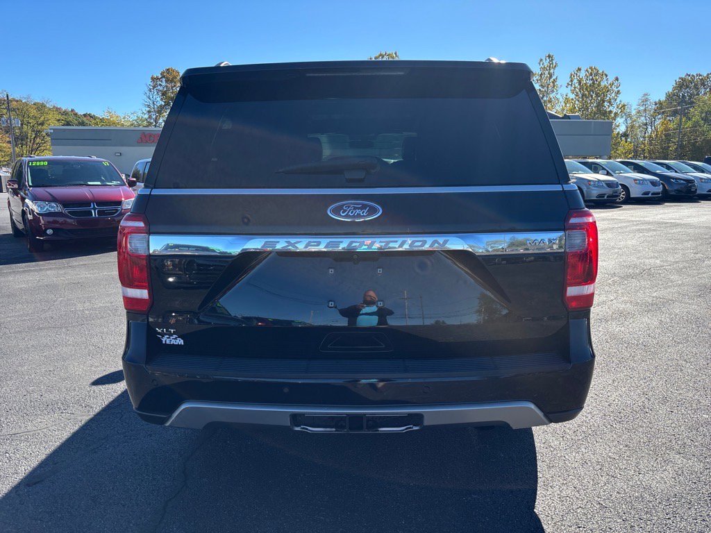 Used 2018 Ford Expedition Max XLT w/ Equipment Group 201A image 6