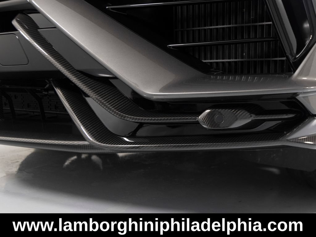 Used 2024 Lamborghini Urus Performante AWD/4WD image 50