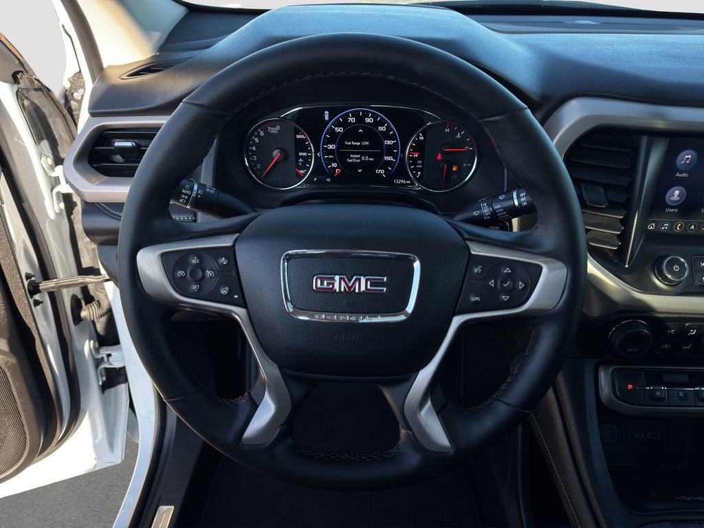 Used 2023 GMC Acadia Denali w/ Denali Technology Package image 10