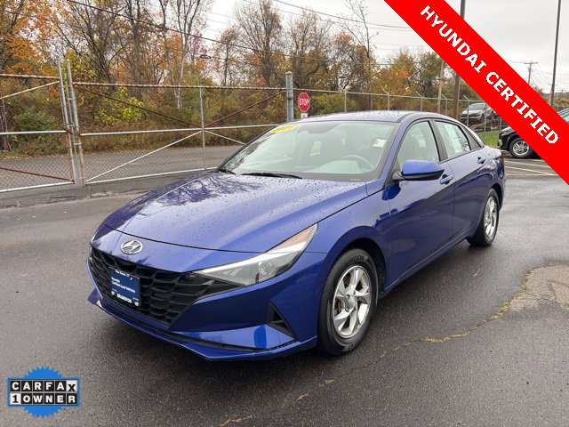 Used 2021 Hyundai Elantra SE image 2