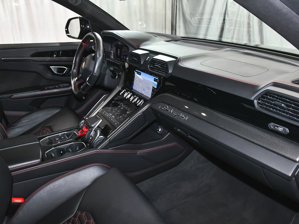 Used 2020 Lamborghini Urus image 66