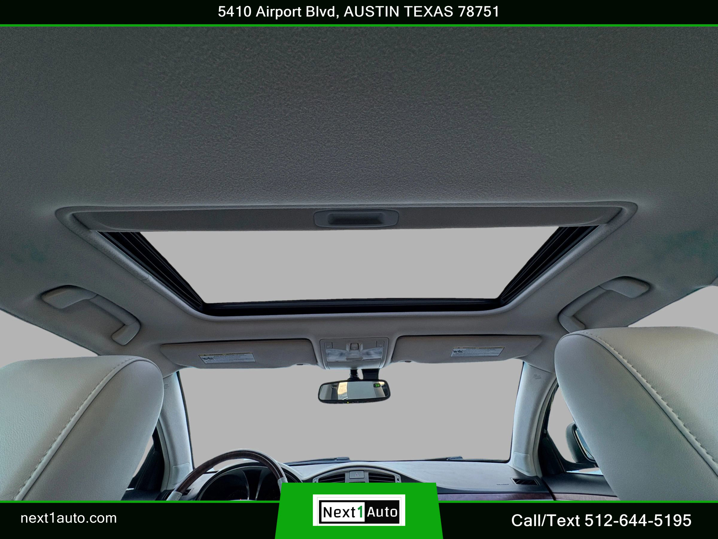 Used 2012 Toyota Avalon Limited image 25