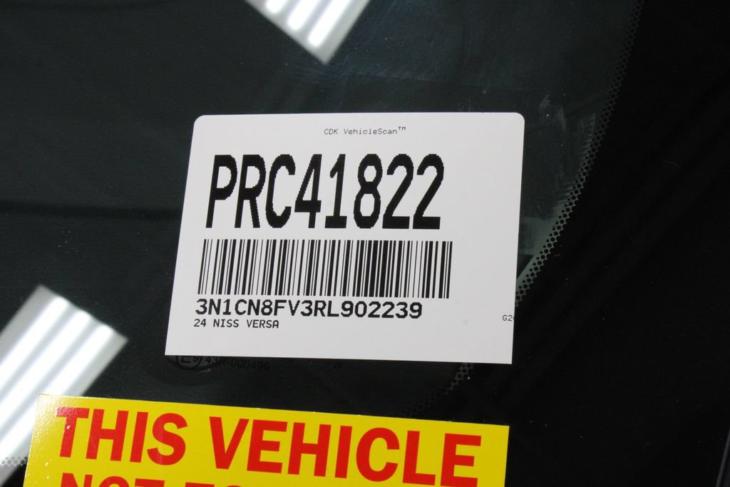 Certified 2024 Nissan Versa SR FWD image 33