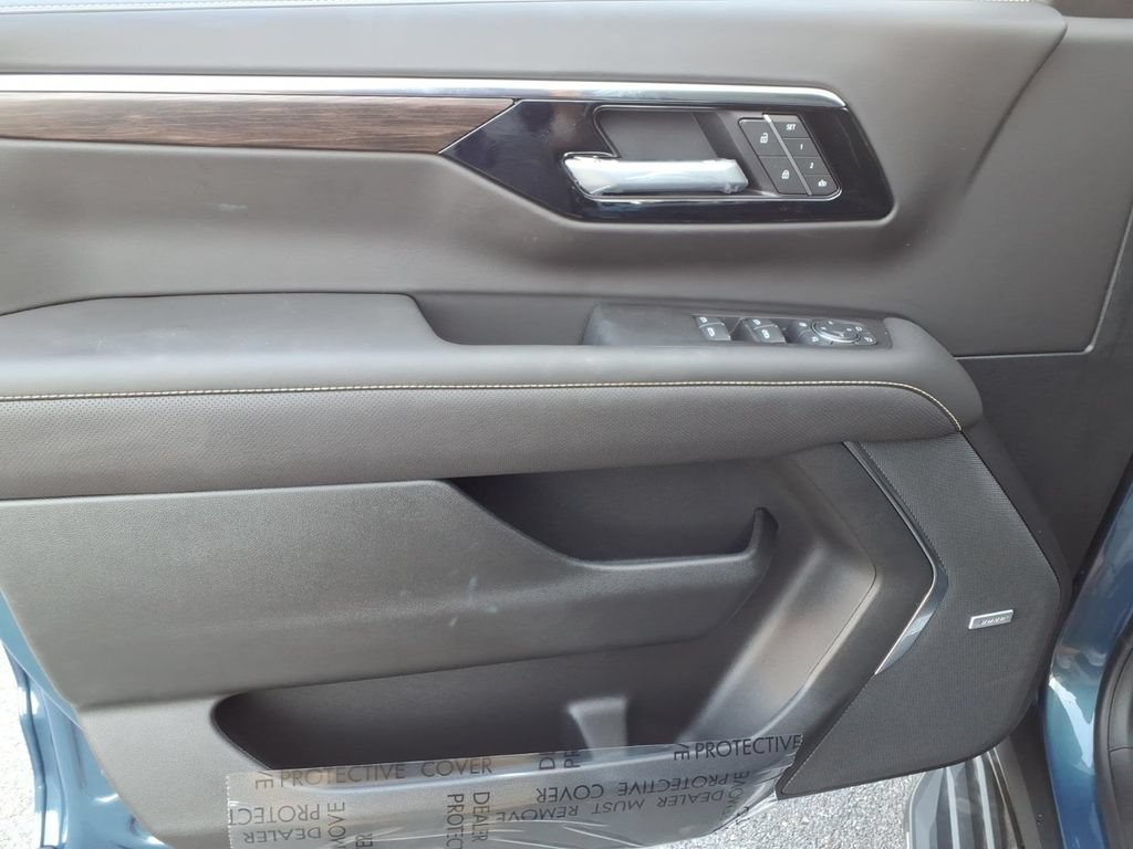 New 2026 Chevrolet Tahoe Premier AWD/4WD image 13