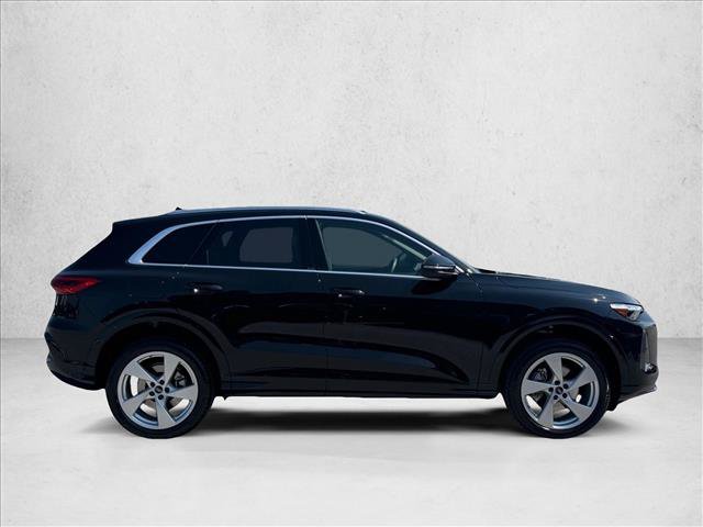 Used 2025 Audi Q5 Premium Plus AWD/4WD image 4