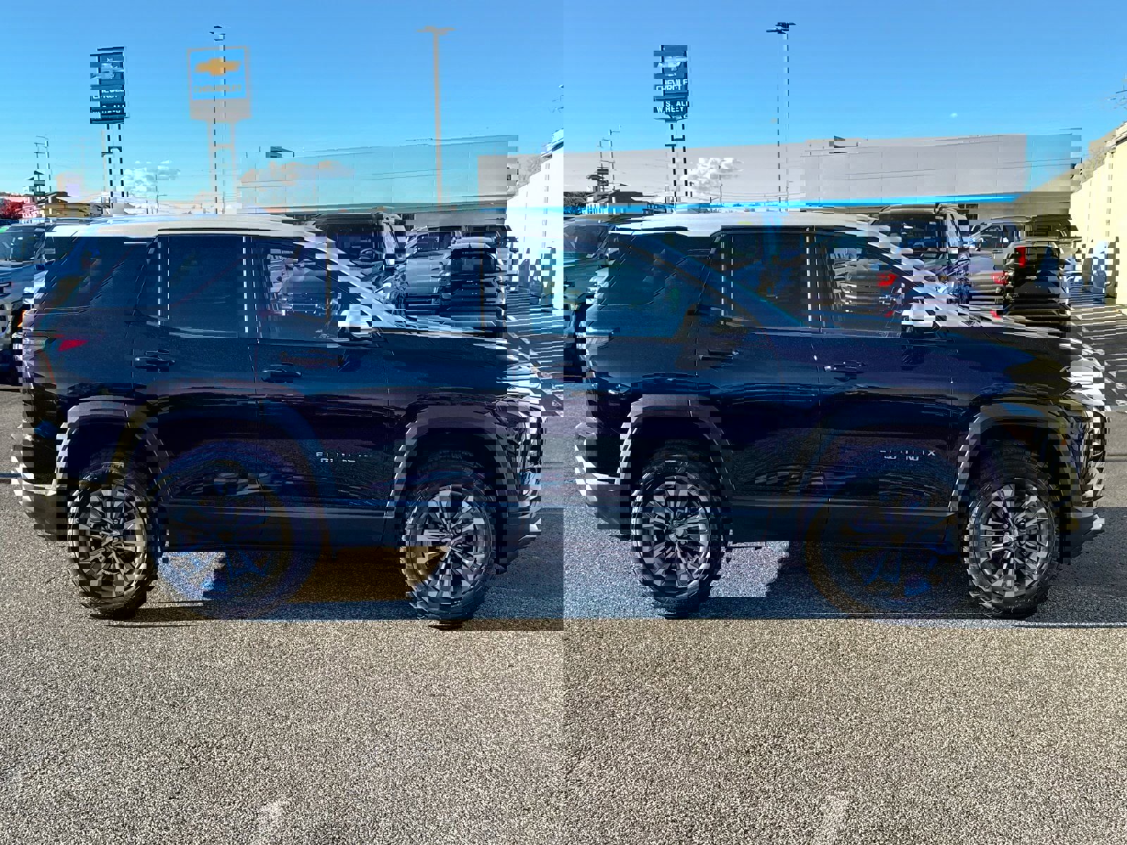 New 2026 Chevrolet Equinox LT w/ Convenience Package II image 7